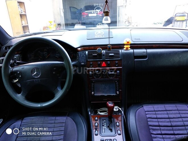 Mercedes E 290 1997, 528,000 km - 2.9 l - Bakı