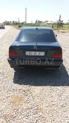 Mercedes C 220 1998, 270,000 km - 2.2 л - Sabirabad