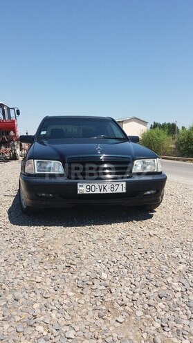Mercedes C 220 1998, 270,000 km - 2.2 л - Sabirabad