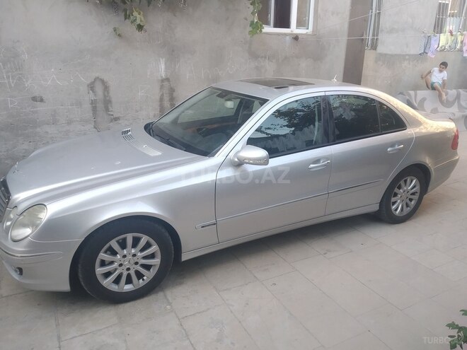 Mercedes E 220 2006, 296,542 km - 2.2 l - Bakı