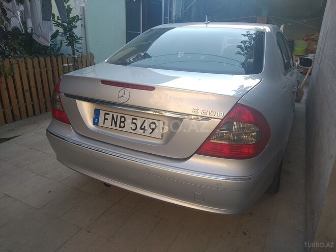 Mercedes E 220 2006, 296,542 km - 2.2 l - Bakı