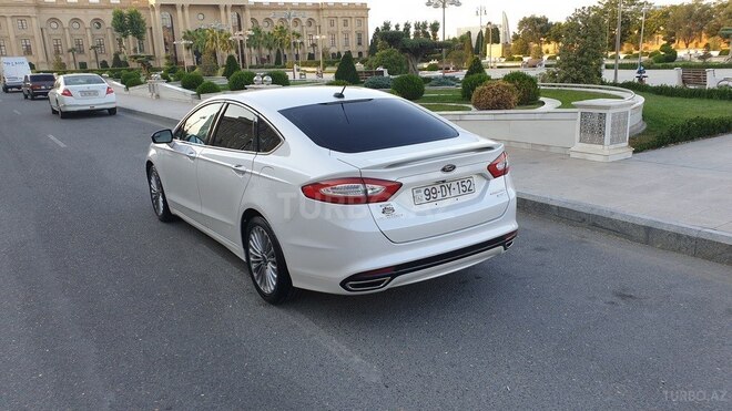 Ford Fusion 2015, 99,400 km - 2.0 l - Bakı