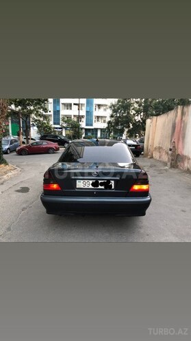 Mercedes C 220 2000, 371,000 km - 2.2 l - Bakı