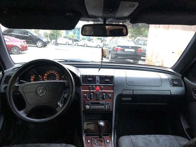 Mercedes C 220 2000, 371,000 km - 2.2 l - Bakı