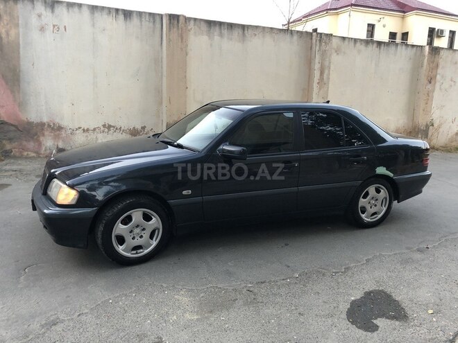 Mercedes C 220 2000, 371,000 km - 2.2 l - Bakı