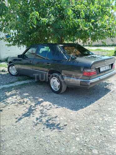 Mercedes E 200 1991, 775,447 km - 2.0 l - Xaçmaz