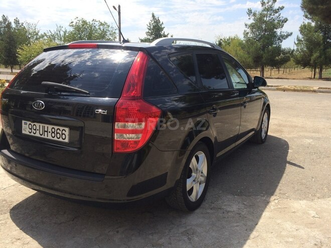 Kia Ceed 2009, 239,000 km - 1.6 л - Salyan