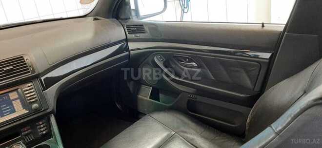 BMW 525 2001, 295,000 km - 2.5 l - Bakı