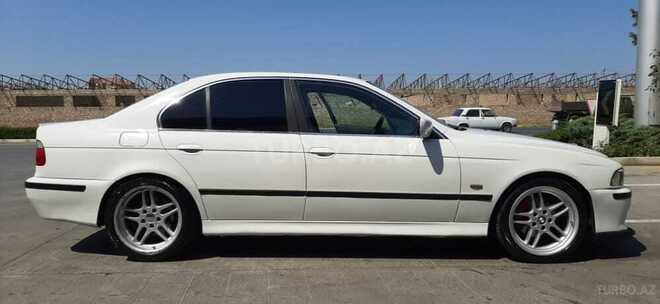 BMW 525 2001, 295,000 km - 2.5 l - Bakı