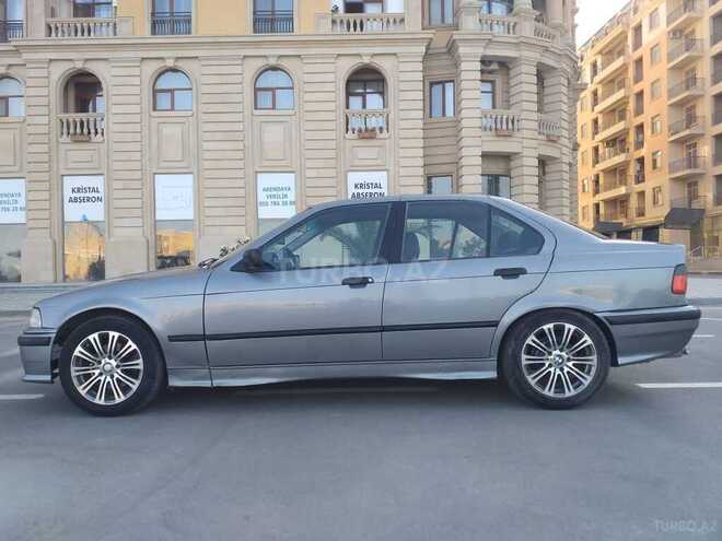 BMW 318 1992, 409,667 km - 1.8 l - Sumqayıt