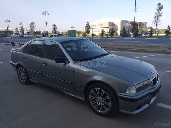 BMW 318 1992, 409,667 km - 1.8 l - Sumqayıt