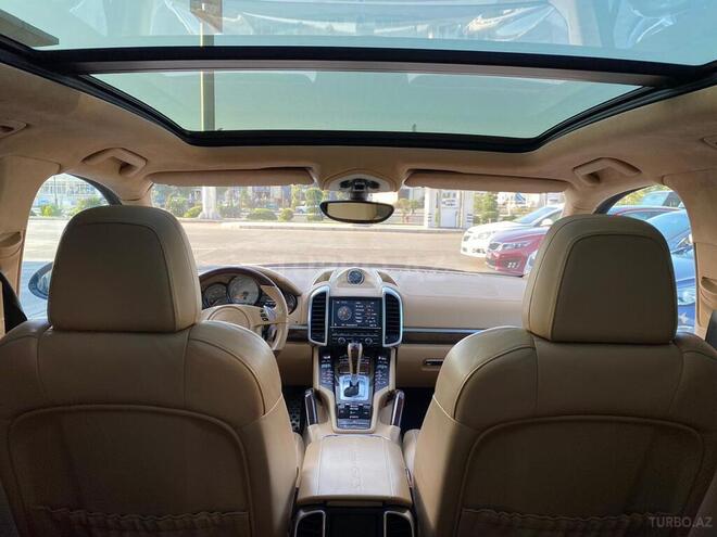 Porsche Cayenne GTS 2012, 97,000 km - 4.8 л - Bakı