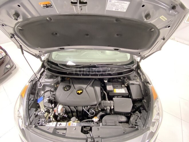 Hyundai Elantra 2013, 136,000 km - 1.8 l - Sumqayıt