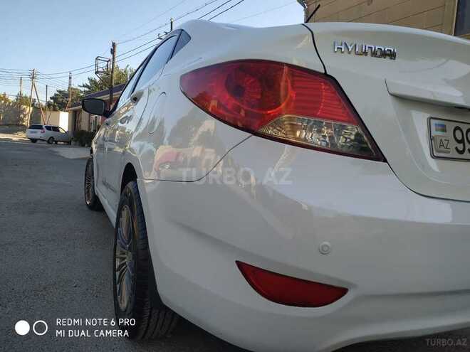Hyundai Accent 2011, 168,000 km - 1.6 l - Bakı
