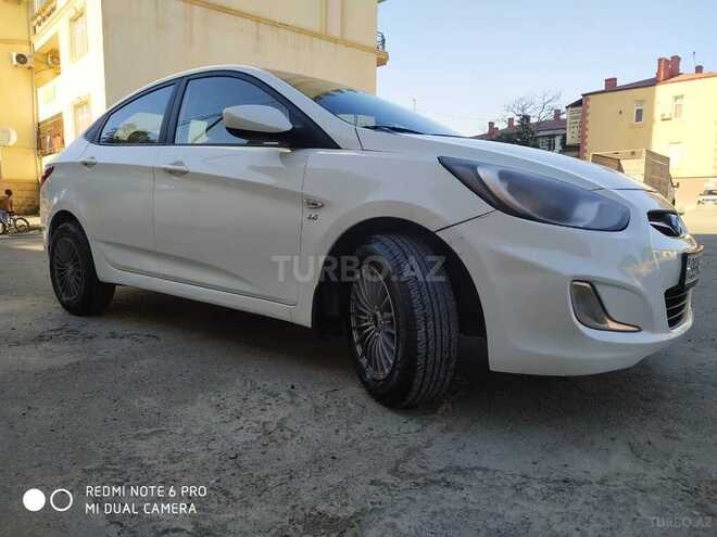 Hyundai Accent 2011, 168,000 km - 1.6 l - Bakı