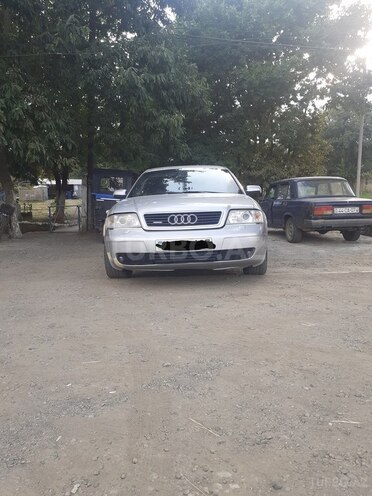 Audi A4 2000, 180,000 km - 2.7 l - Masallı