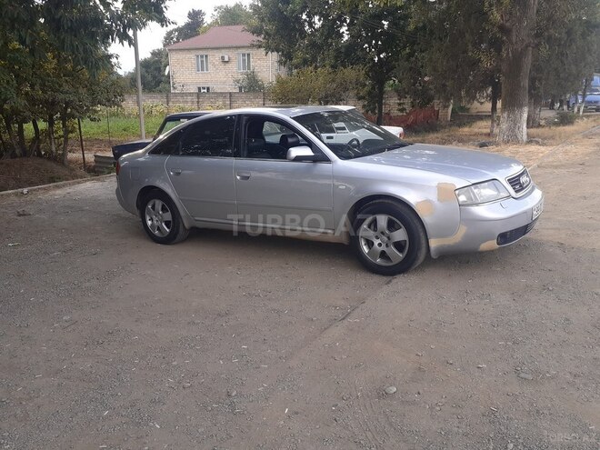 Audi A4 2000, 180,000 km - 2.7 l - Masallı
