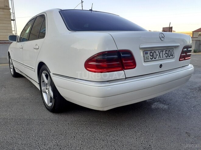 Mercedes E 220 1998, 350,000 km - 2.2 л - Bakı
