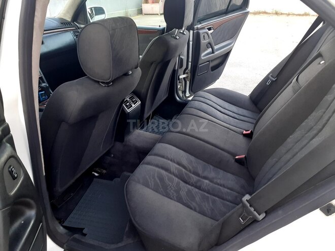 Mercedes E 220 1998, 350,000 km - 2.2 л - Bakı