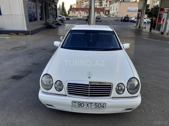 Mercedes E 220 1998, 350,000 km - 2.2 л - Bakı