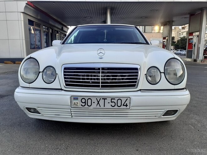 Mercedes E 220 1998, 350,000 km - 2.2 л - Bakı