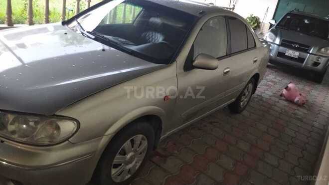 Nissan Sunny 2004, 290,000 km - 1.3 l - Bakı