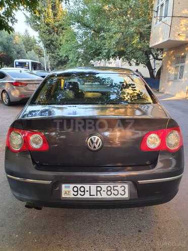 Volkswagen Passat 2005, 270,000 km - 2.0 л - Bakı