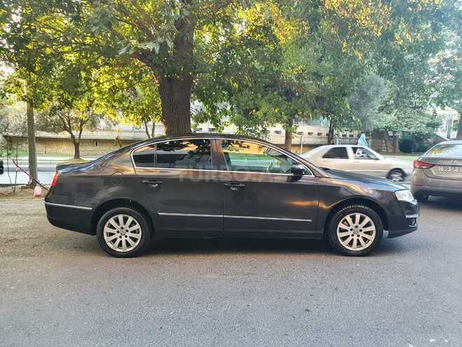 Volkswagen Passat 2005, 270,000 km - 2.0 л - Bakı