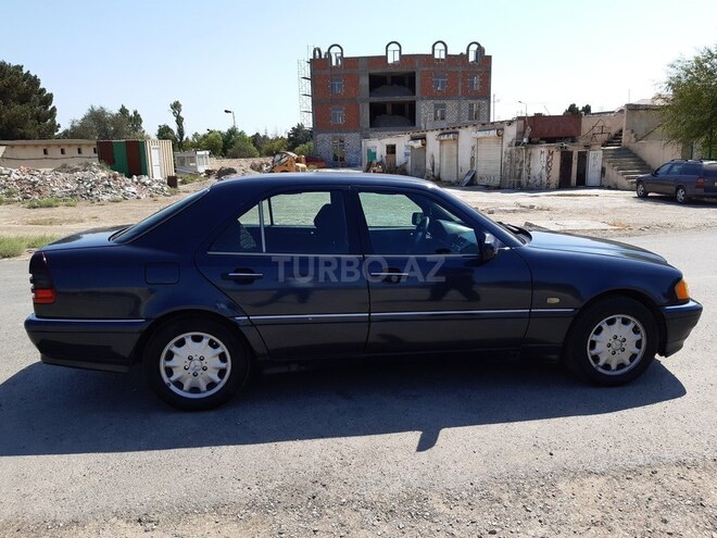 Mercedes C 220 1999, 458,444 km - 2.2 l - Bakı