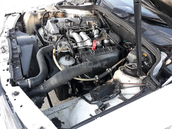 Mercedes 190 1991, 325,000 km - 2.0 л - Bakı