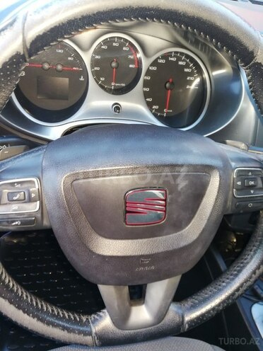 SEAT Leon 2012, 333,333 km - 1.6 л - Bakı