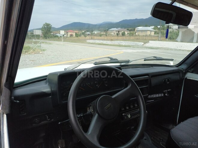 LADA (VAZ) Niva 2002, 400,000 km - 1.7 л - İsmayıllı
