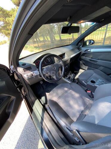 Opel Astra 2006, 204,000 km - 1.3 l - Bakı