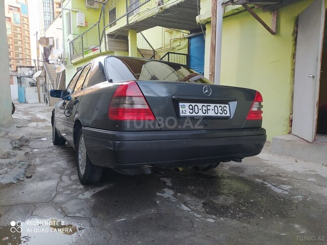 Mercedes C 180 1995, 268,000 km - 1.8 л - Bakı