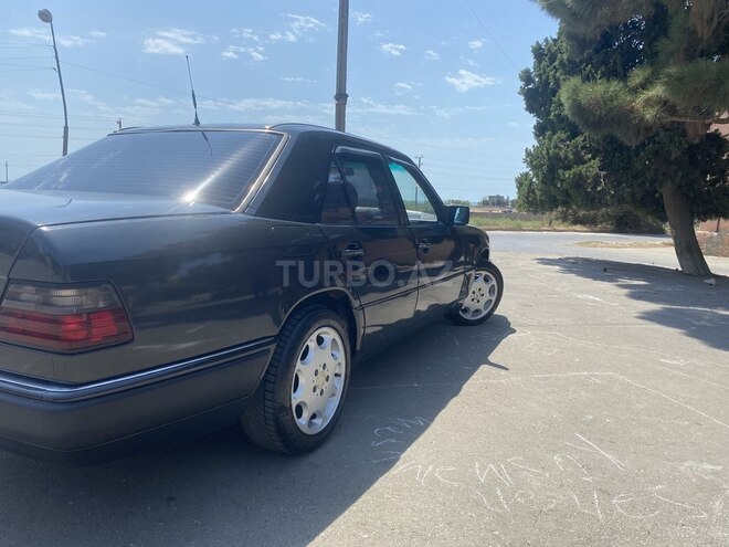 Mercedes E 220 1994, 545,000 km - 2.2 l - Bakı