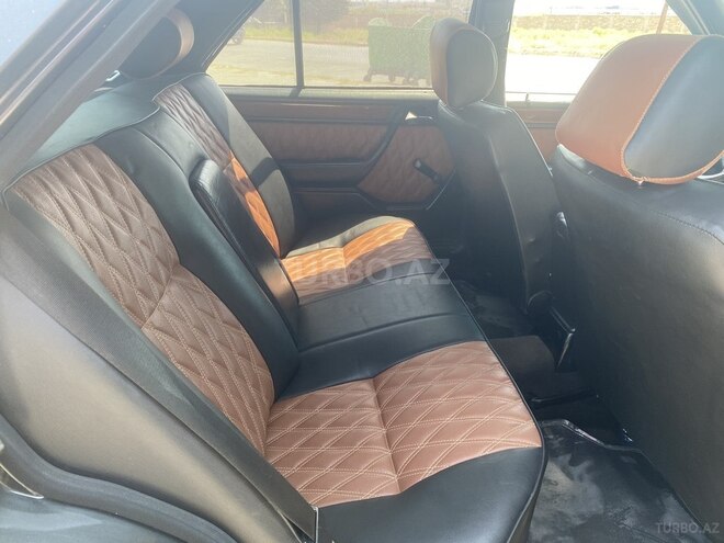 Mercedes E 220 1994, 545,000 km - 2.2 l - Bakı