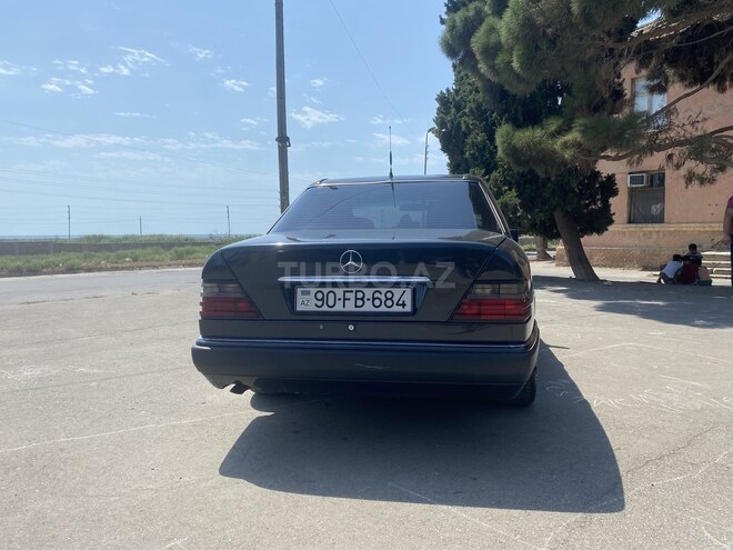Mercedes E 220 1994, 545,000 km - 2.2 l - Bakı