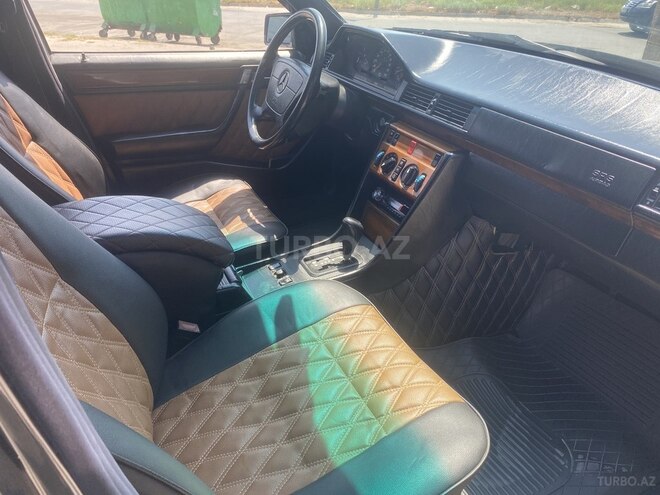 Mercedes E 220 1994, 545,000 km - 2.2 l - Bakı