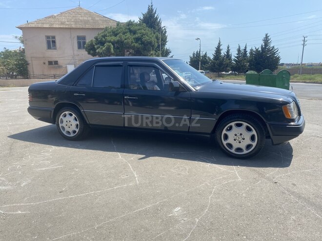 Mercedes E 220 1994, 545,000 km - 2.2 l - Bakı