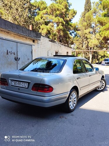 Mercedes E 220 1998, 394,000 km - 2.2 l - Bakı