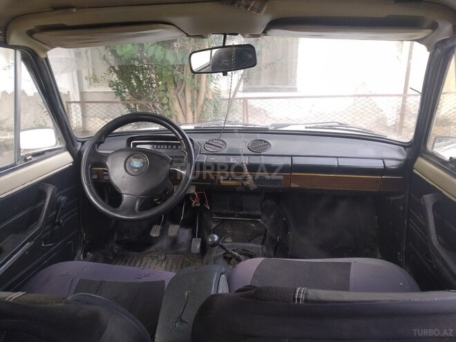 LADA (VAZ) 21011 1984, 454,550 km - 1.5 l - Salyan