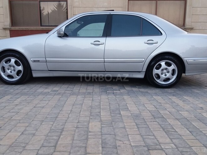 Mercedes E 240 2000, 279,000 km - 2.4 л - Bakı