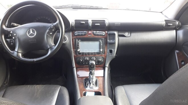 Mercedes C 240 2000, 305,865 km - 2.6 l - Yevlax