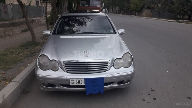 Mercedes C 240 2000, 305,865 km - 2.6 l - Yevlax