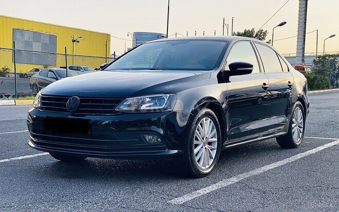 Volkswagen Jetta 2016, 95,000 km - 1.8 l - Bakı