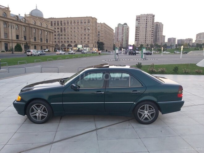 Mercedes C 280 1997, 248,000 km - 2.8 l - Bakı