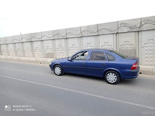 Opel Vectra 1995, 287,142 km - 1.8 л - Sumqayıt