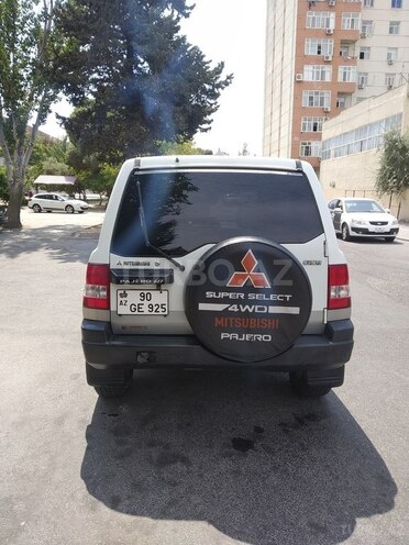 Mitsubishi Pajero io 1999, 240,000 km - 1.8 l - Bakı