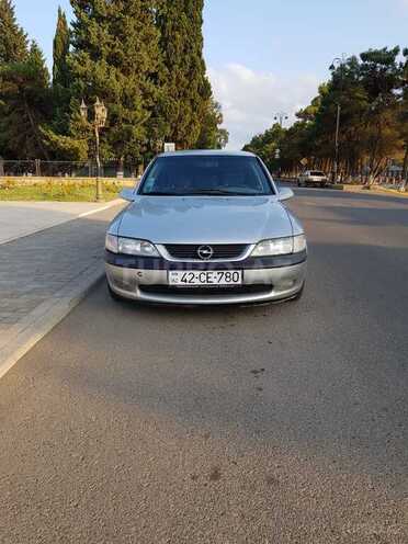 Opel Vectra 1997, 284,098 km - 2.0 l - Astara