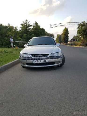 Opel Vectra 1997, 284,098 km - 2.0 l - Astara